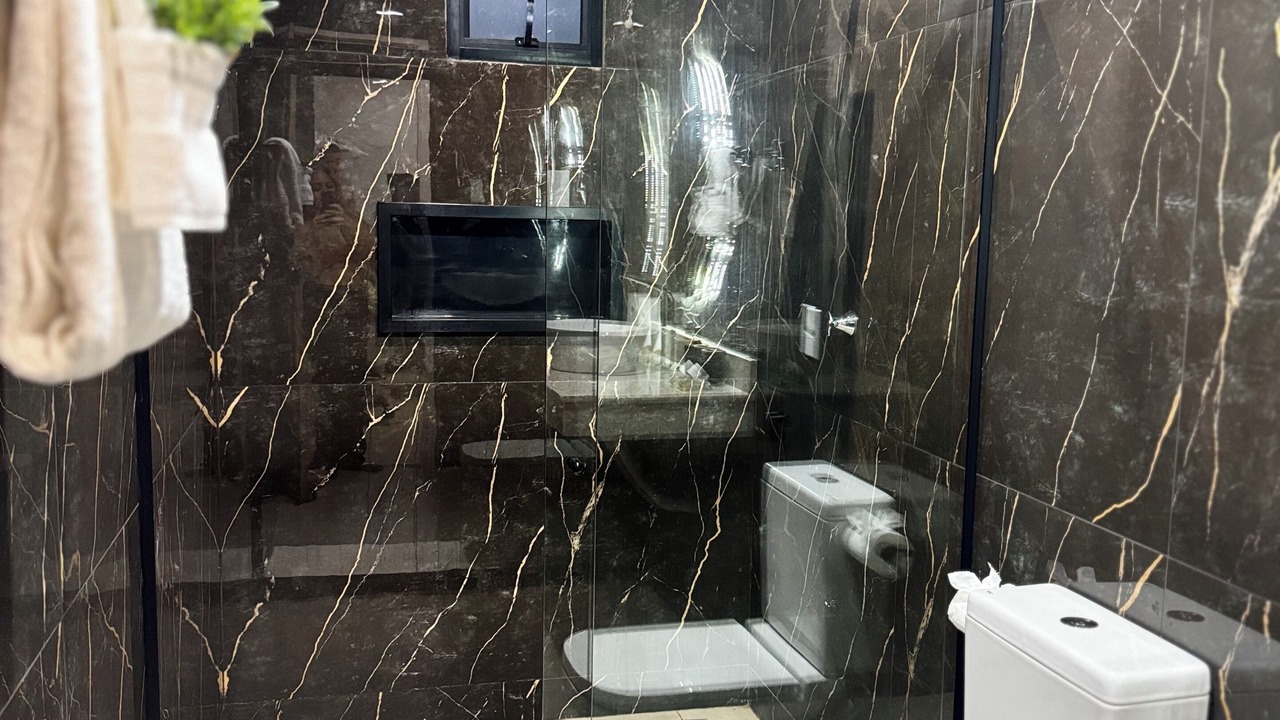 Photo of Bathroom in Japaratinga