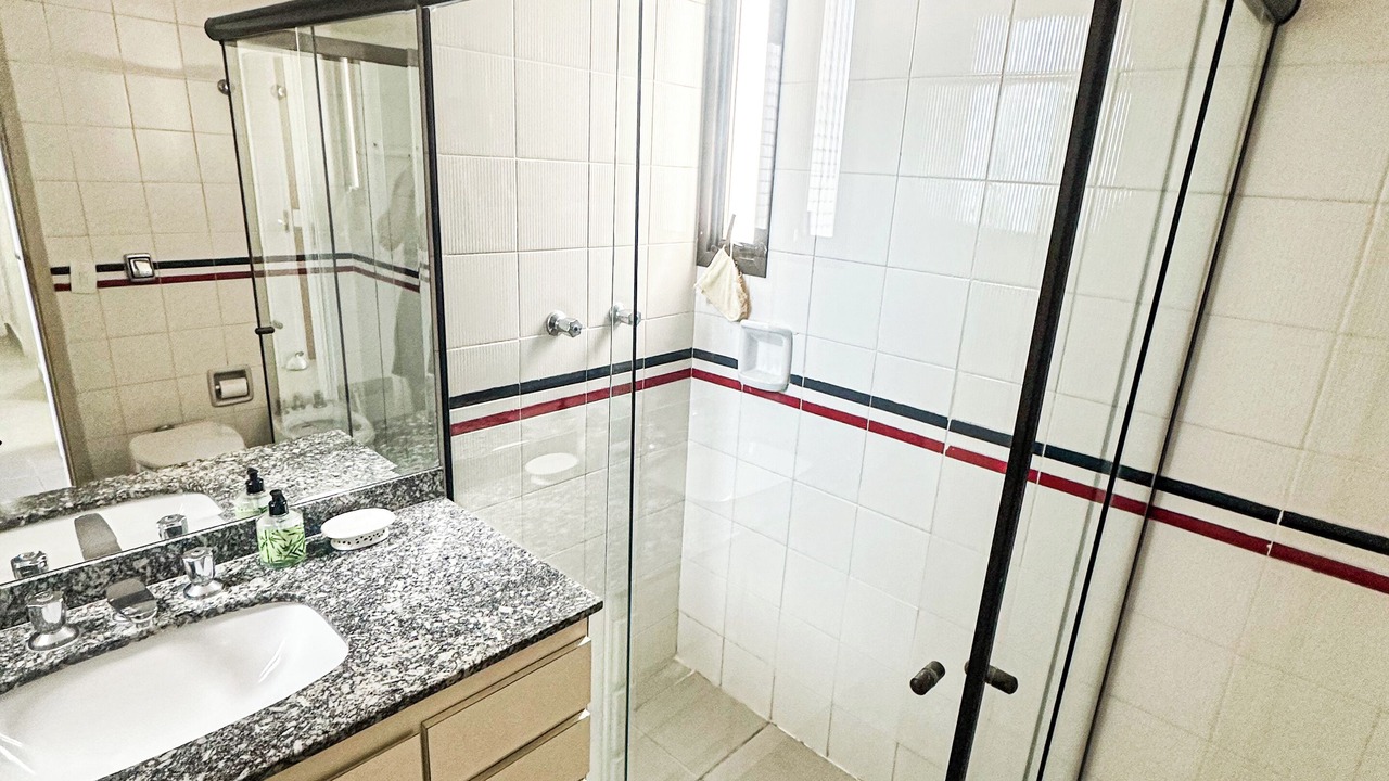 Photo of Bathroom in Parque Enseada