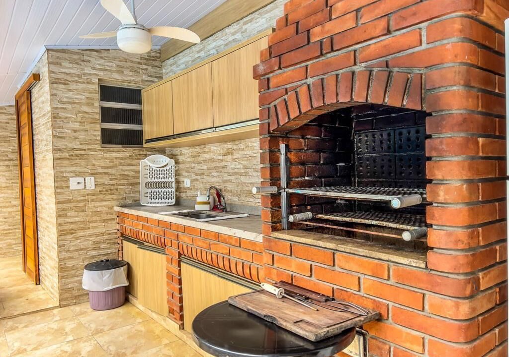 Photo of Kitchen in Peninsula