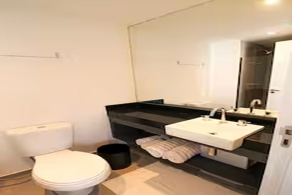 Photo of Bathroom in Republica