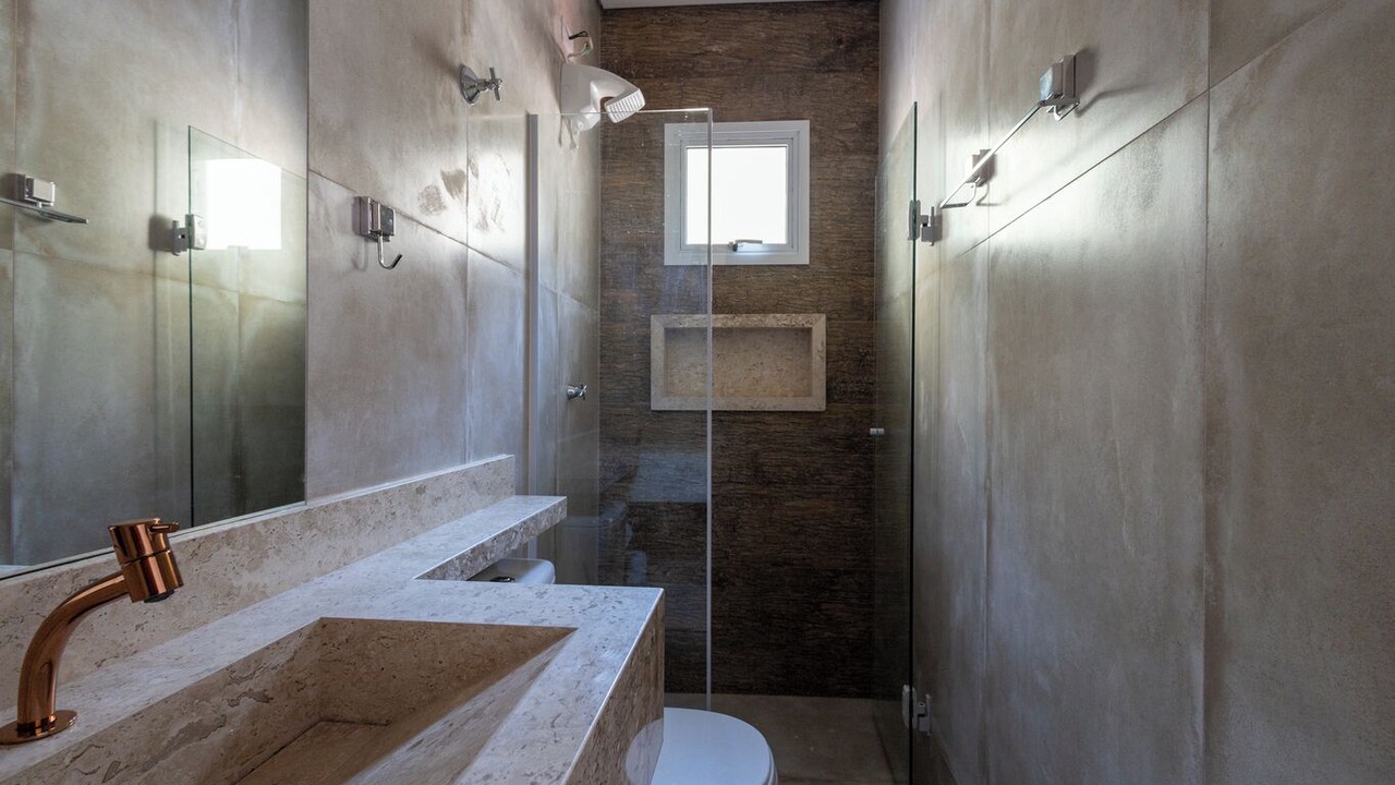 Photo of Bathroom in Pontal da Cruz