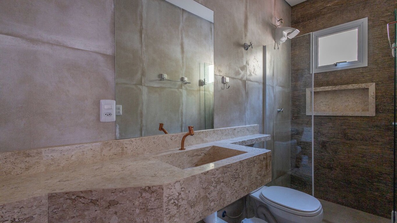 Photo of Bathroom in Pontal da Cruz