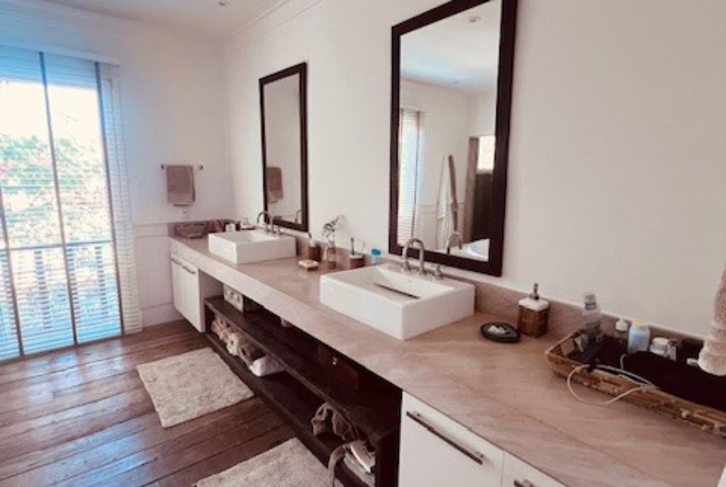 Photo of Bathroom in Piracaia