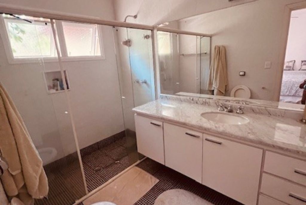 Photo of Bathroom in Piracaia