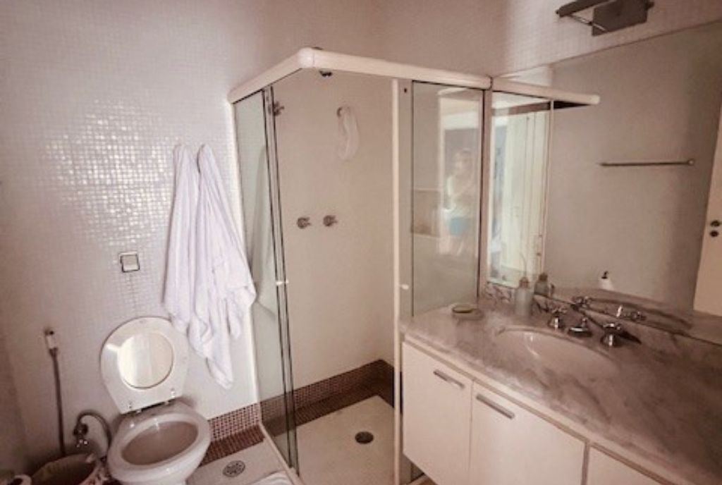 Photo of Bathroom in Piracaia