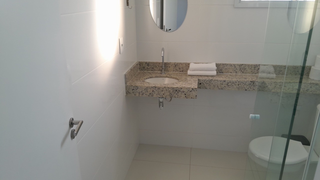 Photo of Bathroom in Atalaia