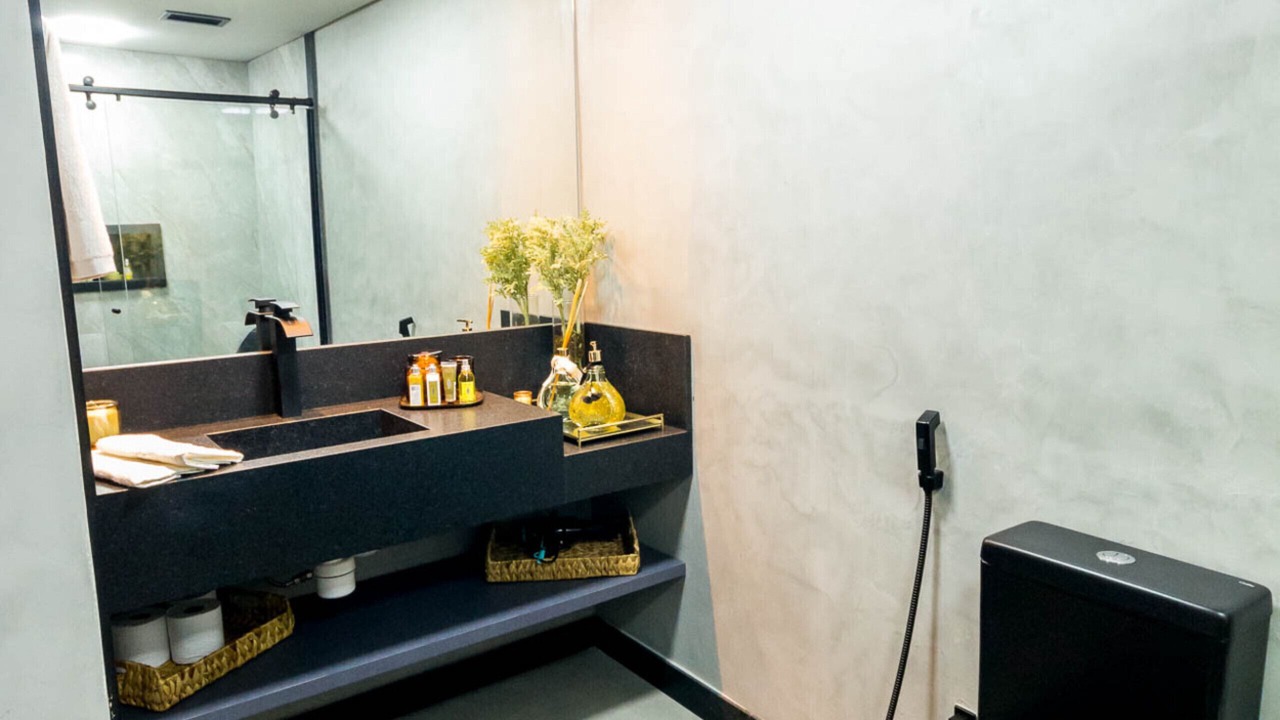 Photo of Bathroom in Alphaville Industrial