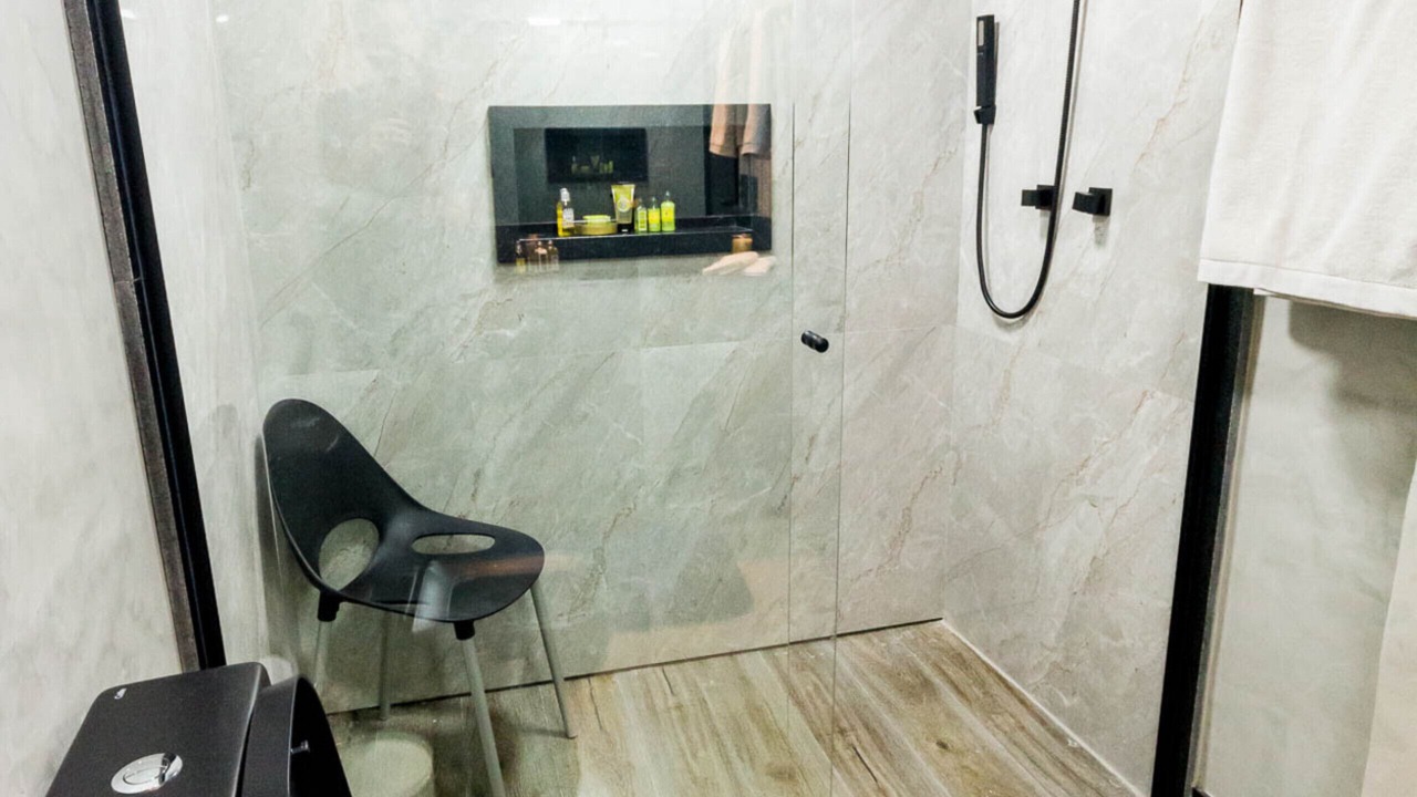 Photo of Bathroom in Alphaville Industrial