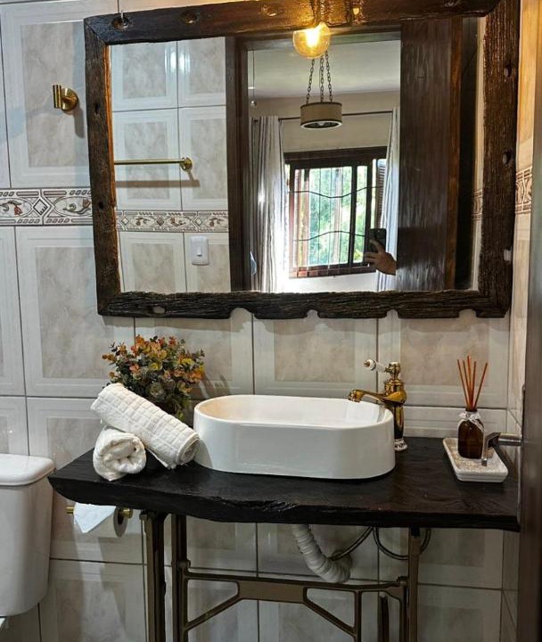Photo of Bathroom in Bage