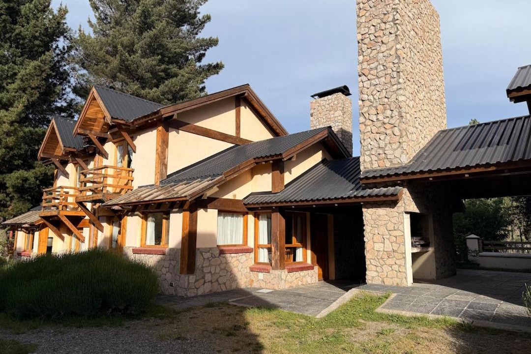 Photo of Others in Esquel