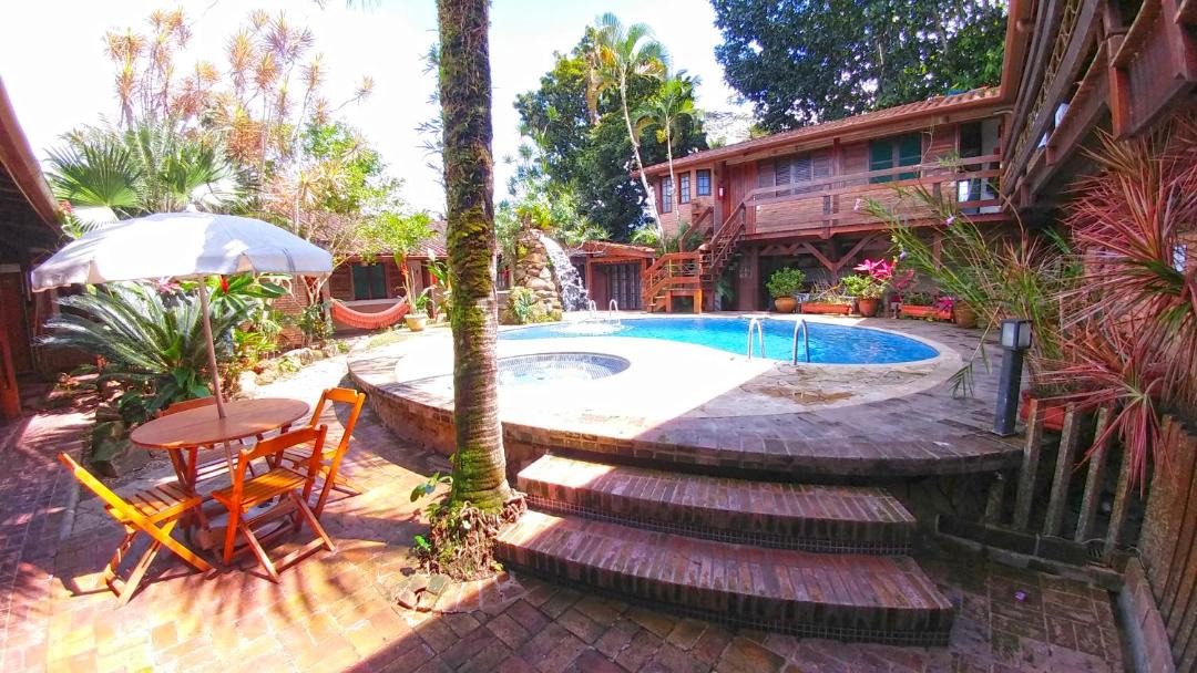 Photo of Patio Balcony in Praia da Enseada