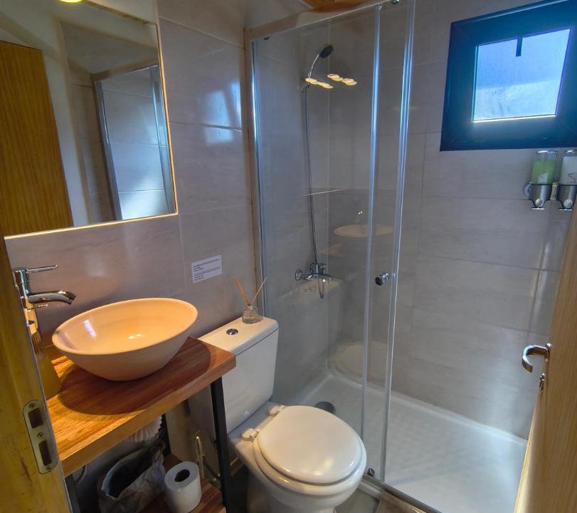 Photo of Bathroom in El Chalten
