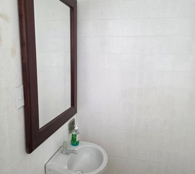 Photo of Bathroom in Grageru