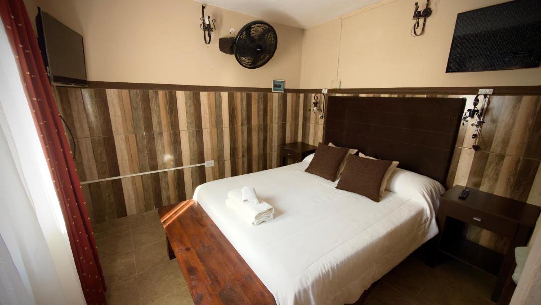 Photo of Bedroom in Reyes