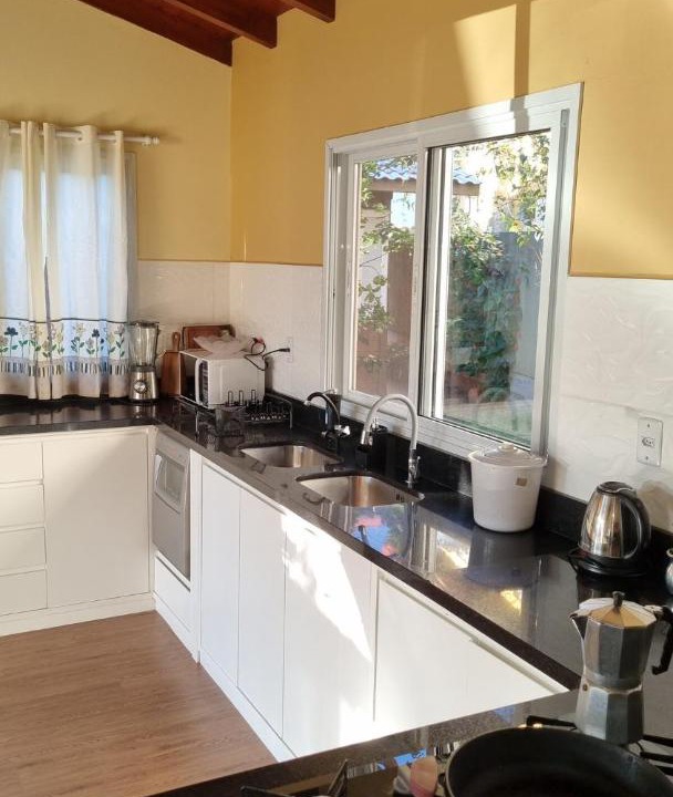 Photo of Kitchen in Lagoa Pequena
