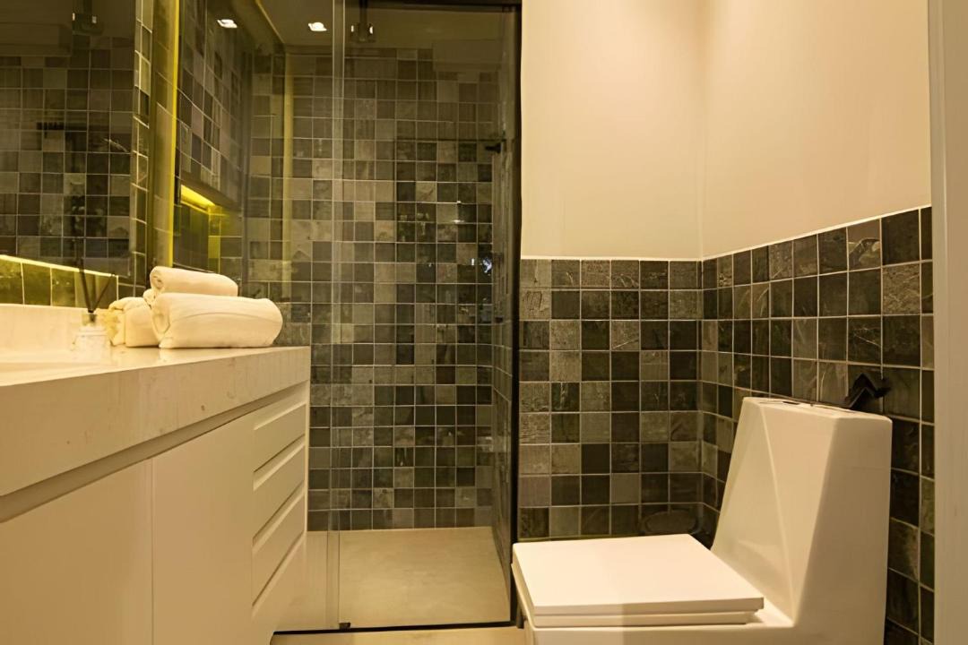 Photo of Bathroom in Alphaville Industrial