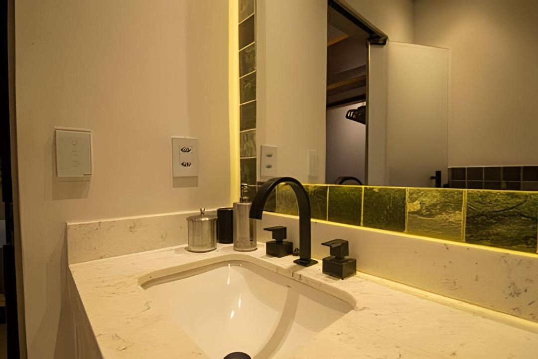 Photo of Bathroom in Alphaville Industrial