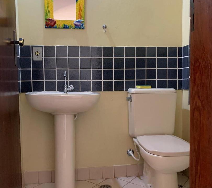 Photo of Bathroom in Praia Deserta