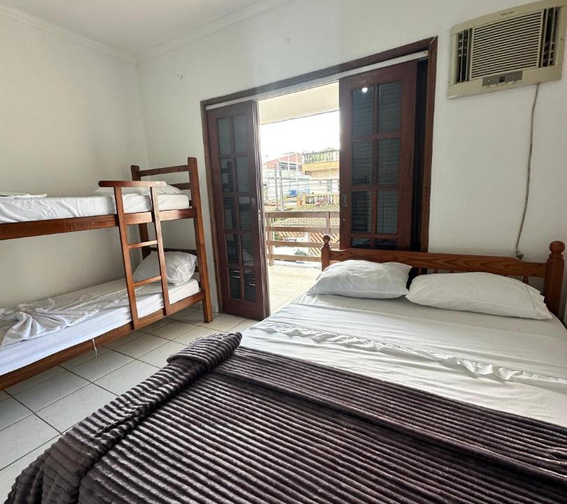 Photo of Bedroom in Jardim das Cancoes
