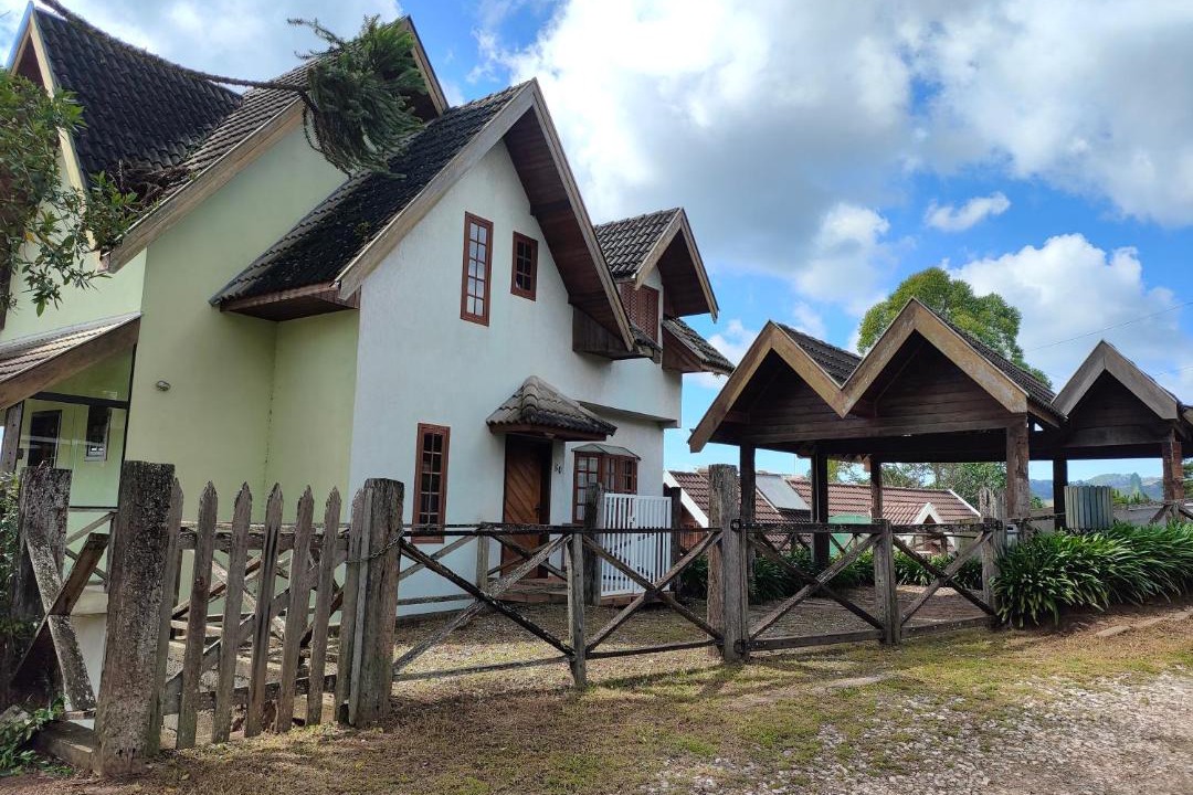 Photo of Buildings in Vila Britania