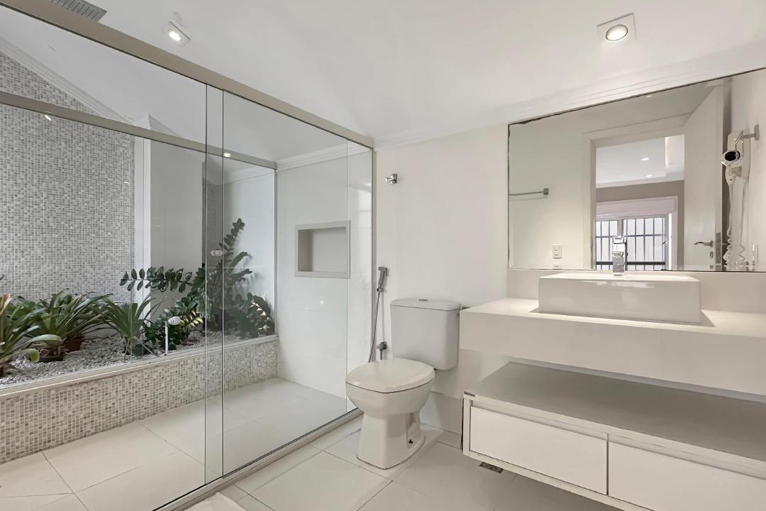 Photo of Bathroom in Enseada
