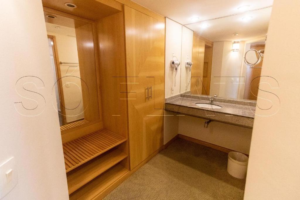 Photo of Bathroom in Alphaville Industrial