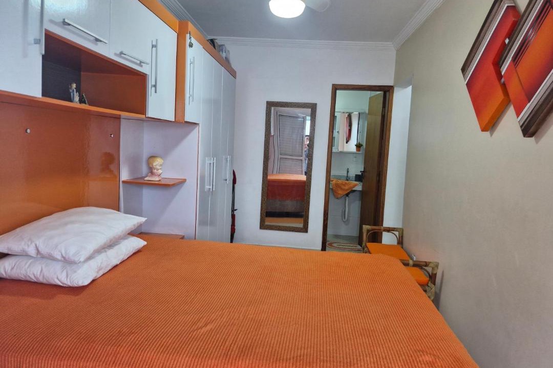 Photo of Bedroom in Real