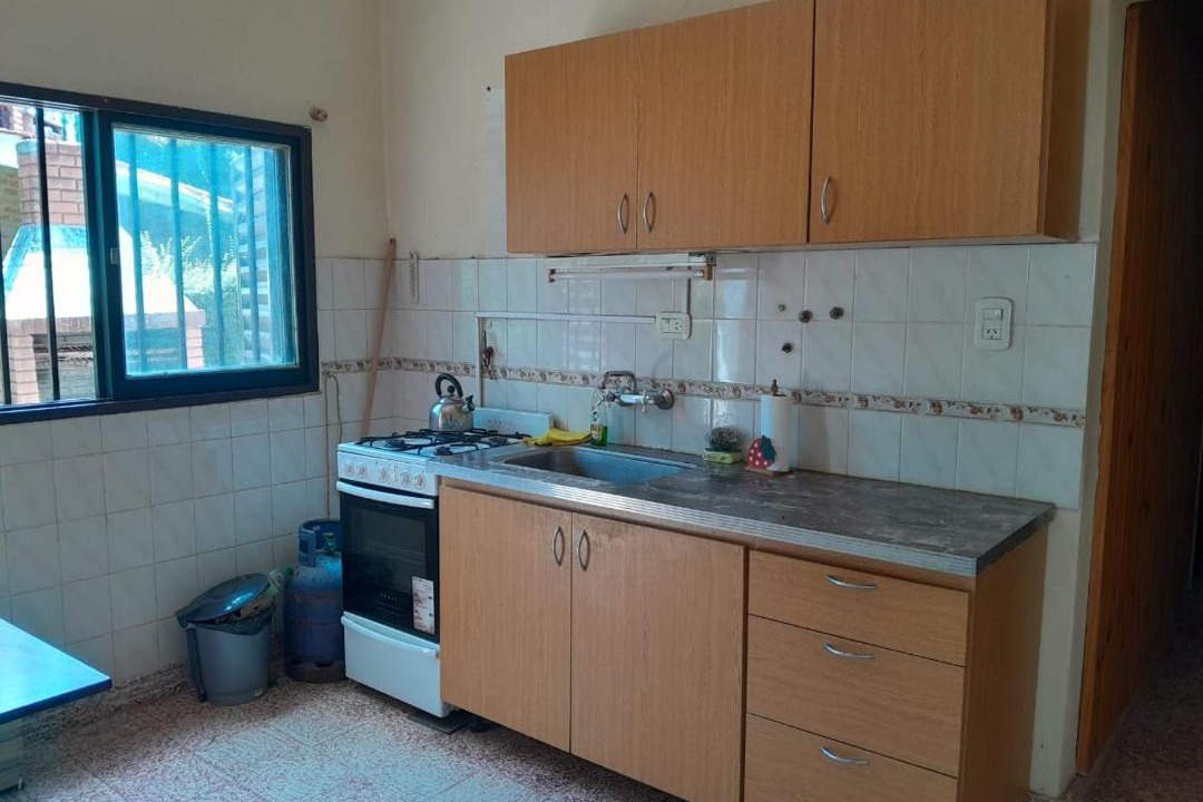 Photo of Kitchen in Dr. Enrique Zarate