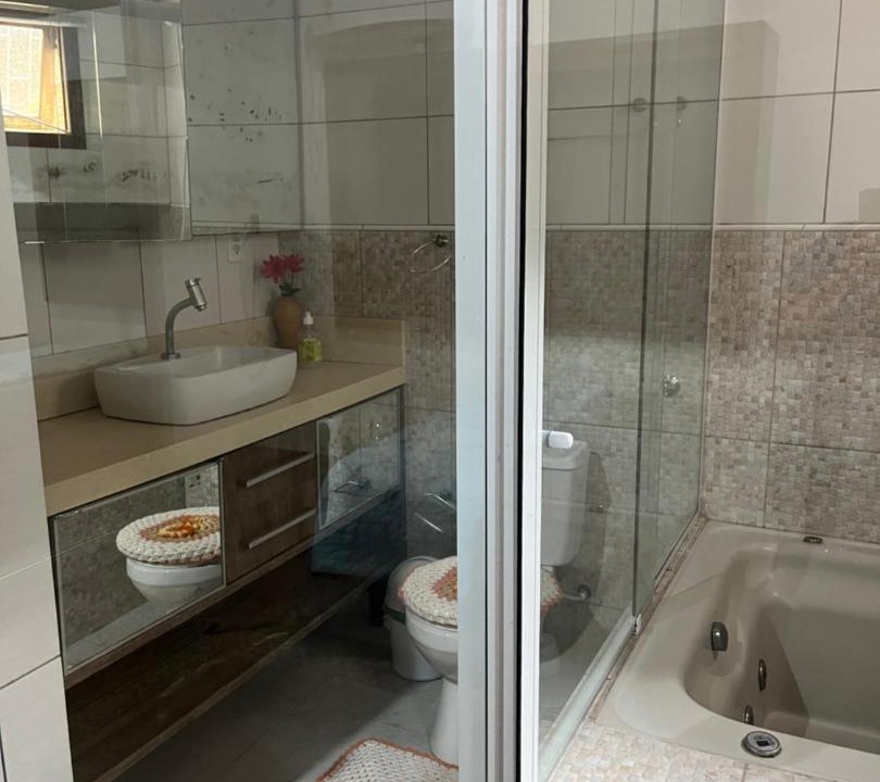 Photo of Bathroom in Rio Vermelho Norte