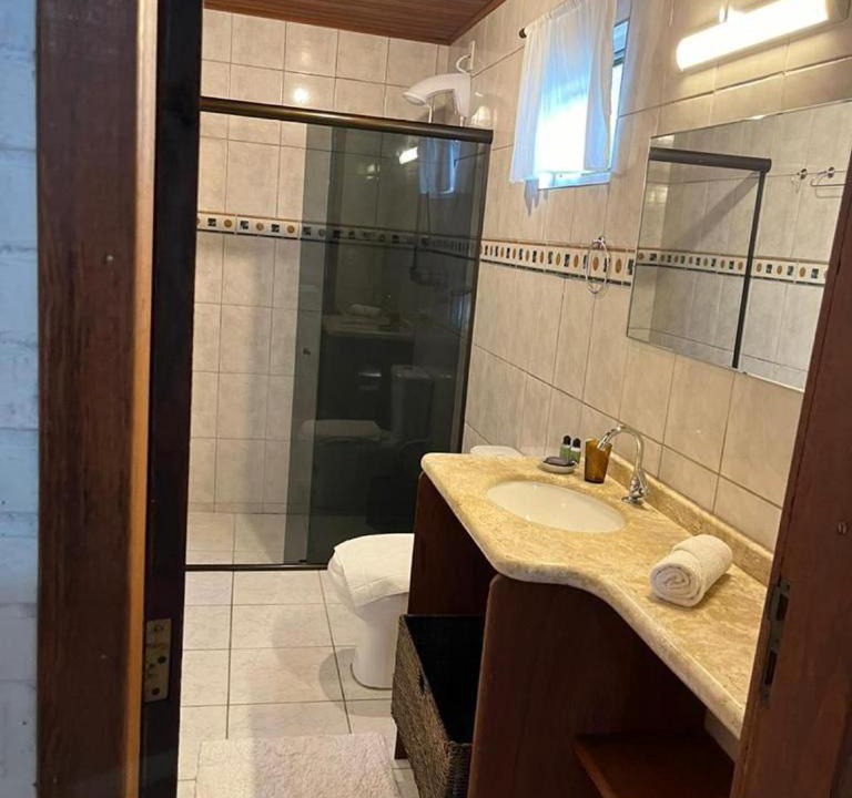 Photo of Bathroom in Caieira