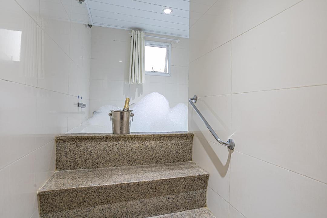 Photo of Bathroom in Carapicuiba