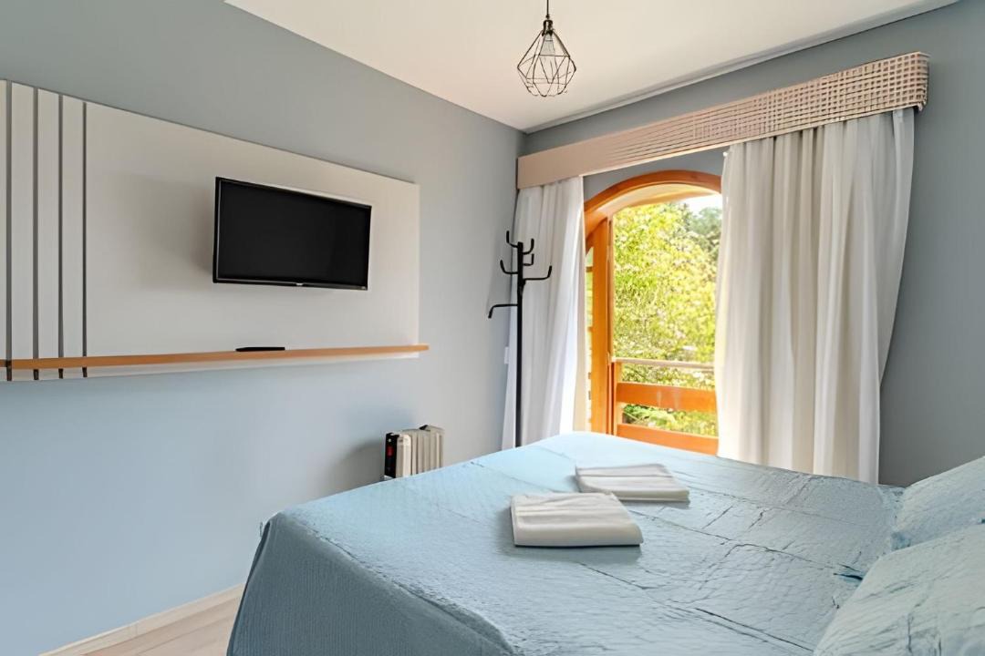 Photo of Bedroom in Alto do Capivari