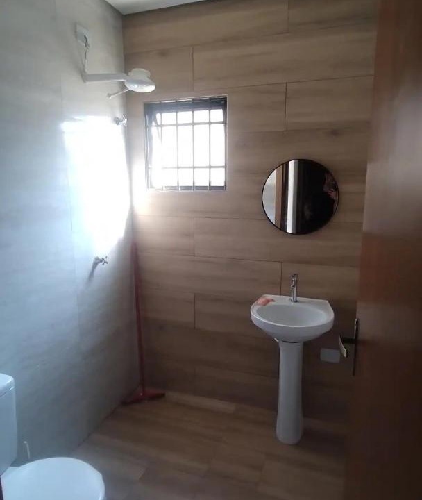 Photo of Bathroom in Ibiuna