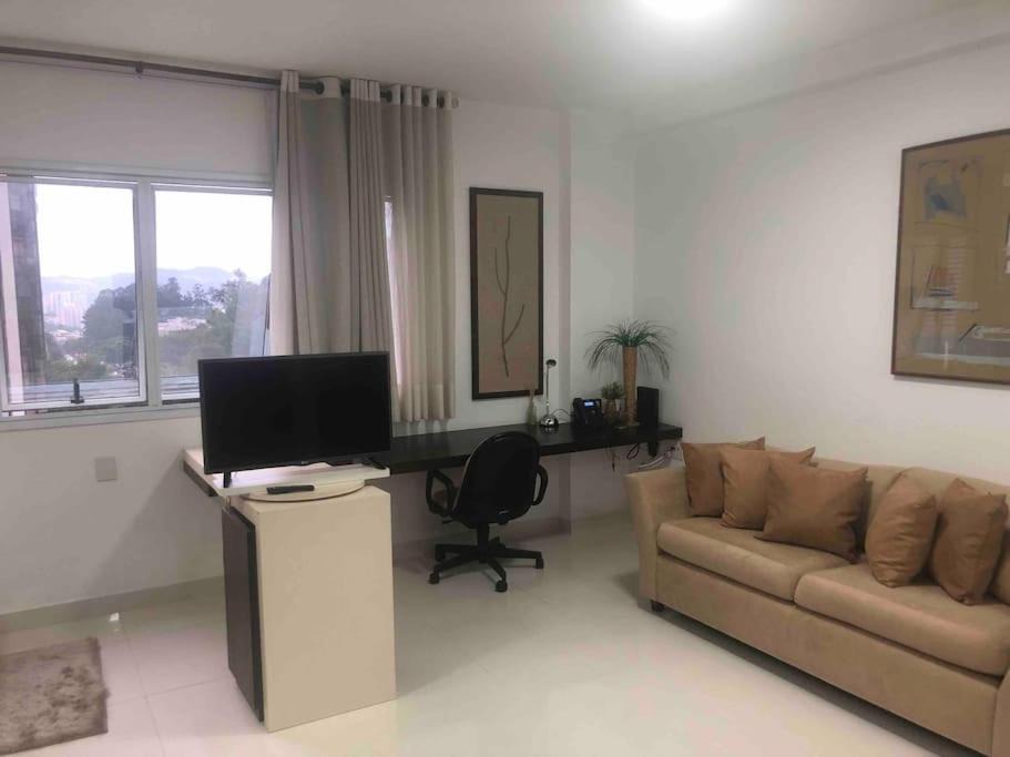 Photo of Livingroom in Alphaville Industrial