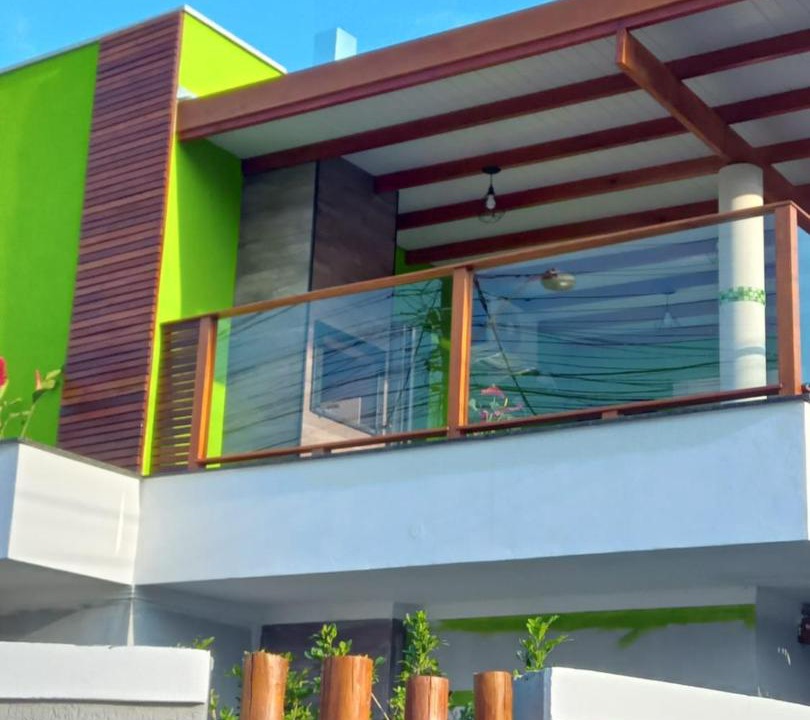 Photo of Buildings in Estufa II