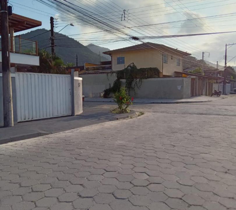 Photo of Buildings in Estufa II