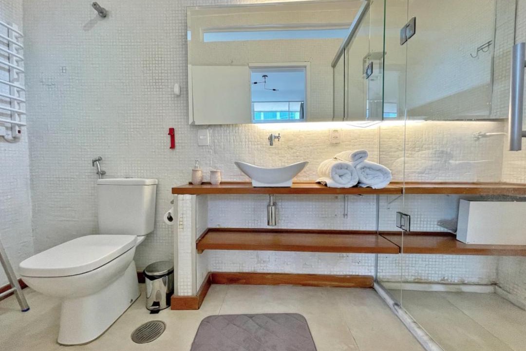 Photo of Bathroom in Republica