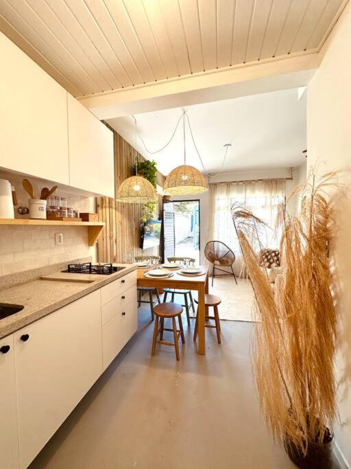 Photo of Kitchen in Armacao