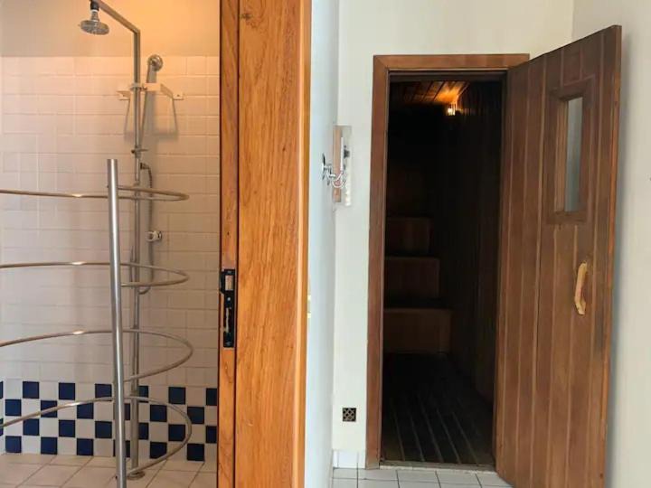 Photo of Bathroom in Alphaville Industrial