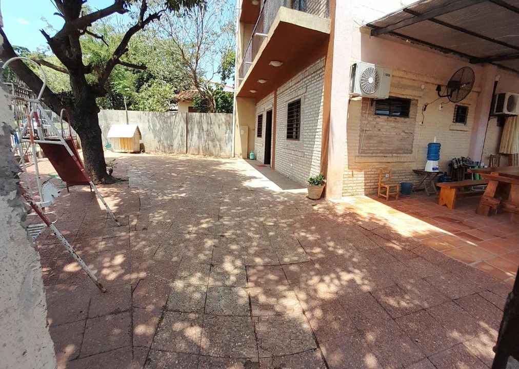 Photo of Buildings in Luque