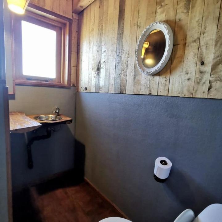 Photo of Bathroom in Lolog