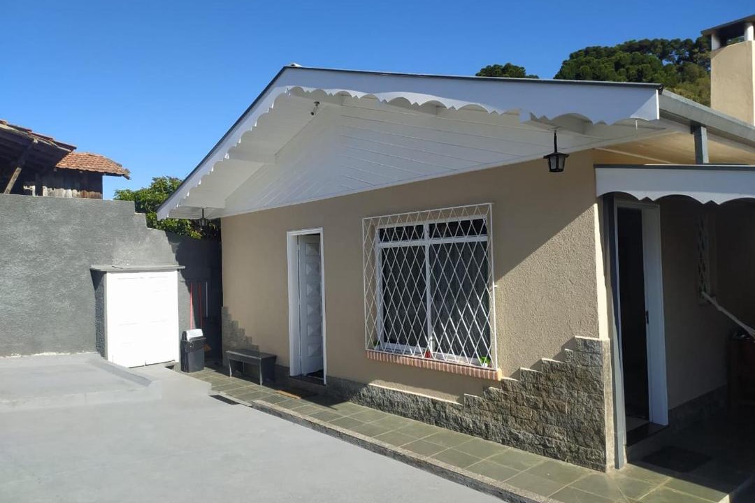 Photo of Buildings in V Cristina
