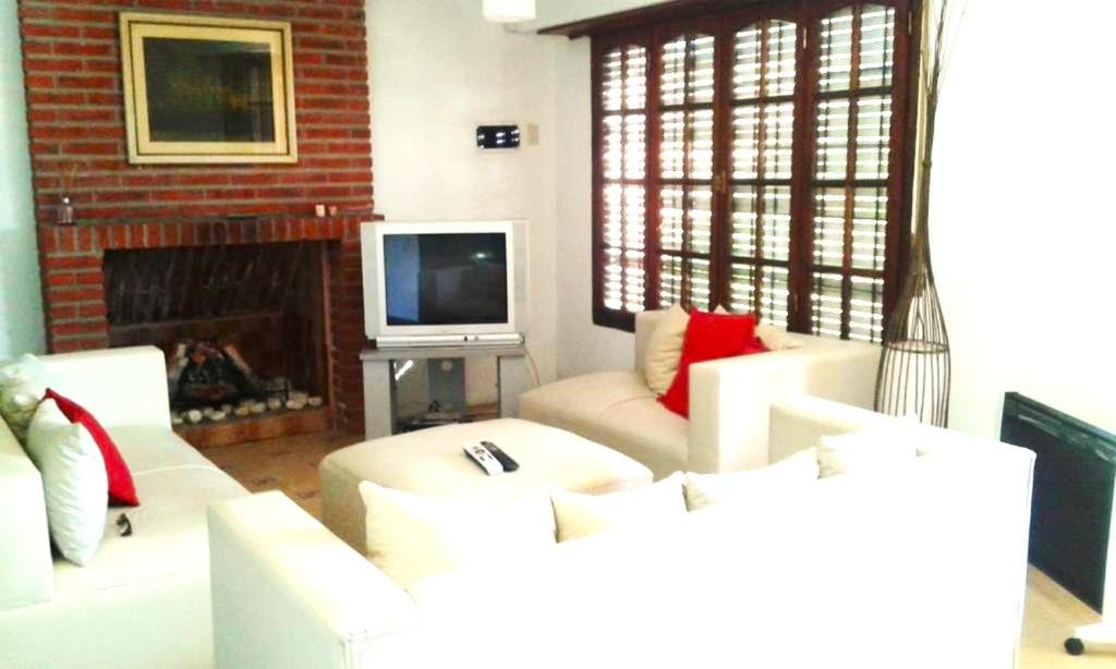 Photo of Livingroom in Los Acantilados