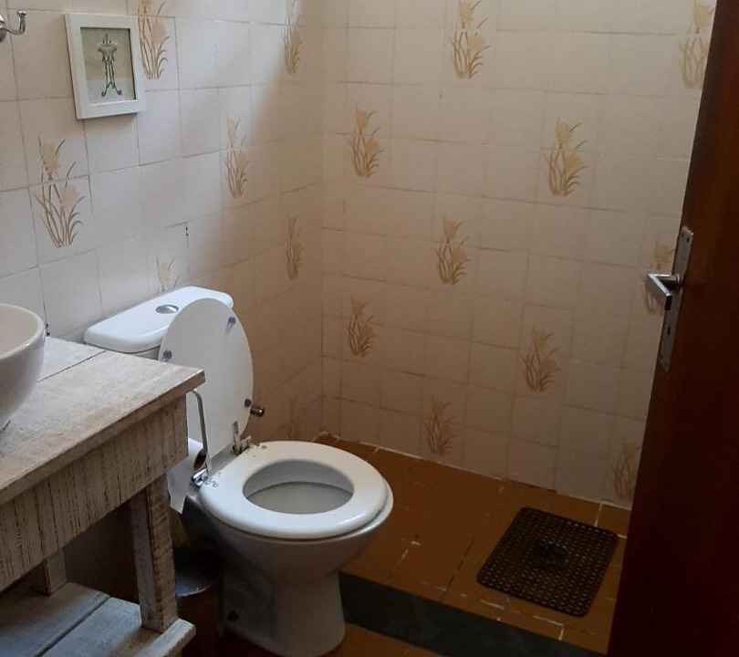 Photo of Bathroom in Aluminio