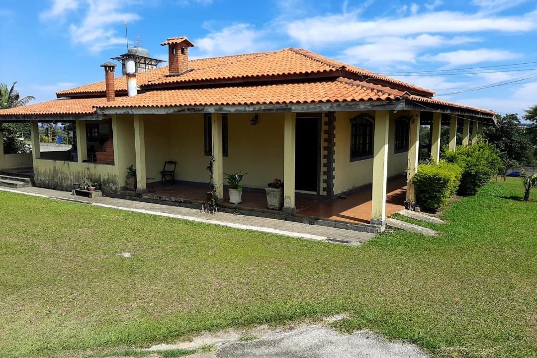 Photo of Buildings in Aluminio