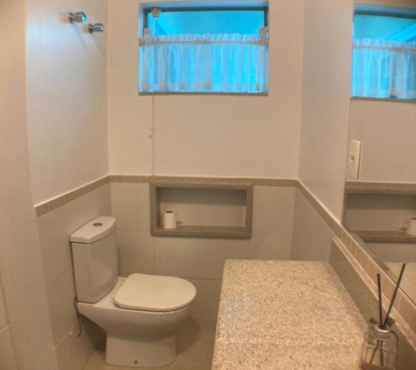 Photo of Bathroom in Guarutuba