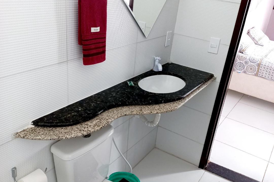 Photo of Bathroom in Neopolis