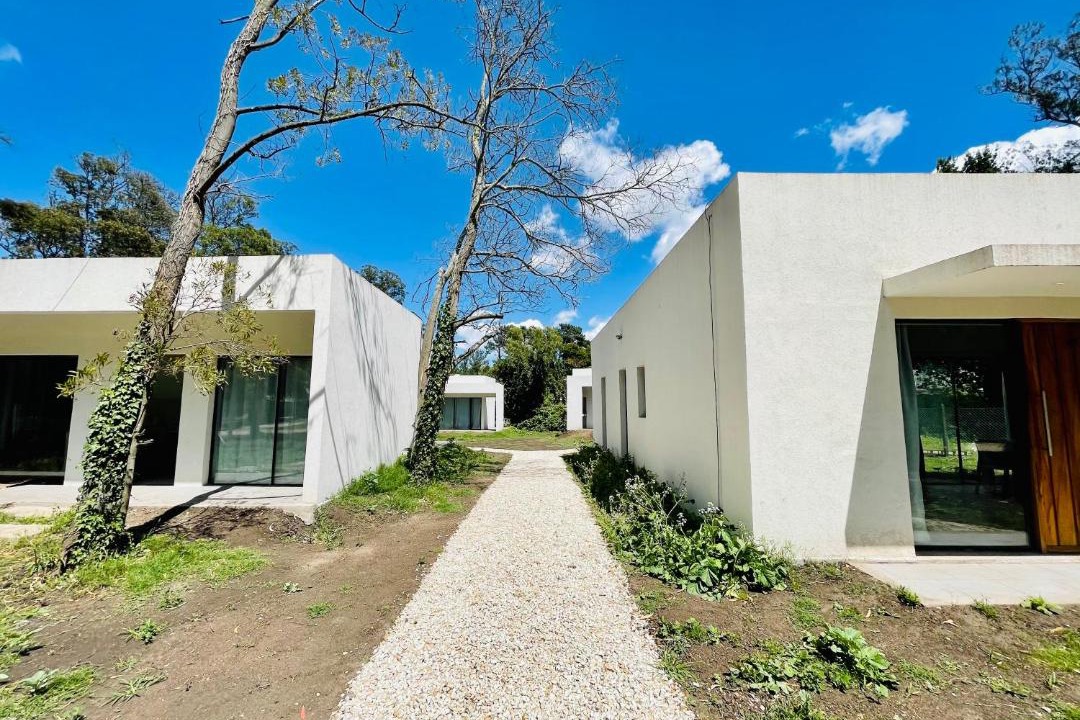 Photo of Buildings in Bosque Peralta Ramos