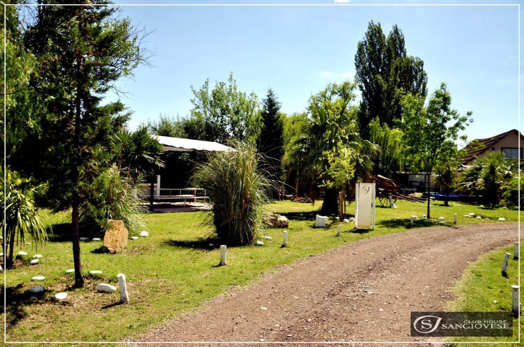 Photo of Buildings in Cuadro Nacional
