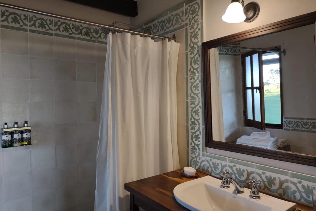 Photo of Bathroom in Colonia Carlos Pellegrini